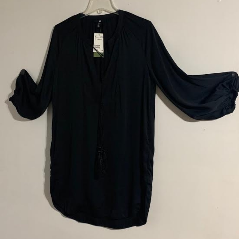 Dress - Picture 2 of 6